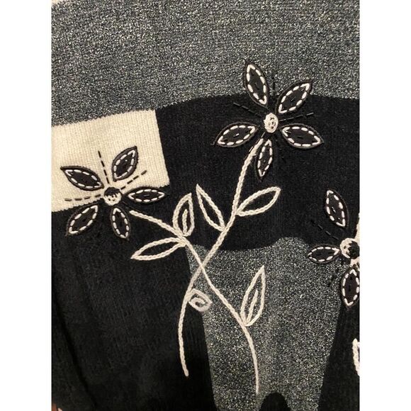 ALFRED DUNNER M Sweater NWT Multi Floral Embroidered Colorblock Black cream - Picture 4 of 9